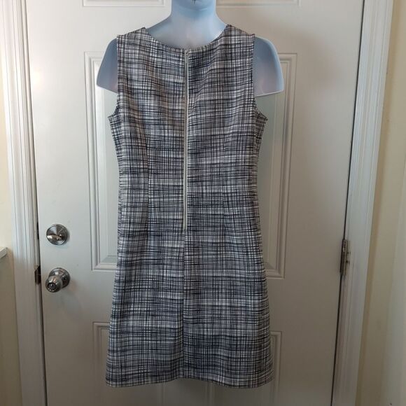 Worthington black and white graphic sleeveless dress - Picture 7 of 10